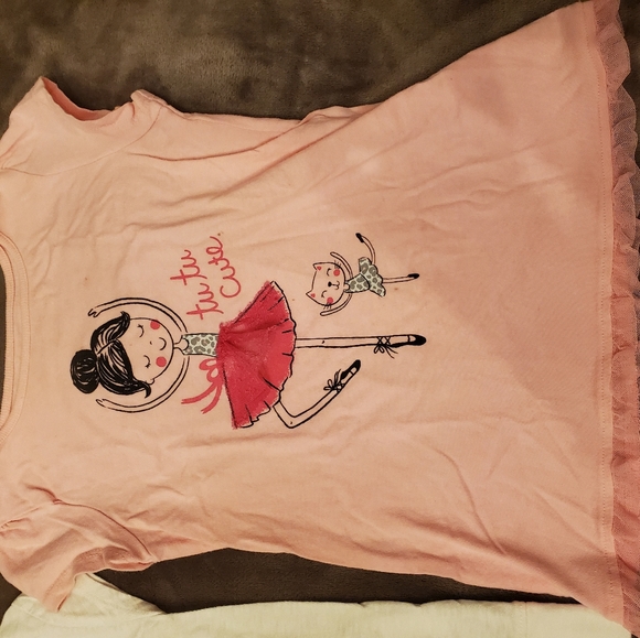 Gap and Carter's 4t tops - Picture 4 of 5
